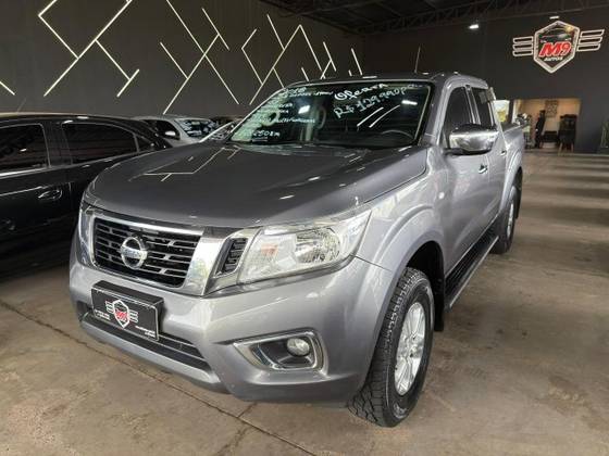 NISSAN FRONTIER 2.3 16V TURBO DIESEL SE CD 4X4 AUTOMÁTICO NISSAN FRONTIER 2.3 16V TURBO DIESEL SE CD 4X4 AUTOMÁTICO